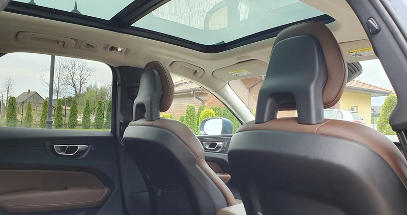 Volvo XC 60 cena 126900 przebieg: 89200, rok produkcji 2017 z Limanowa małe 121